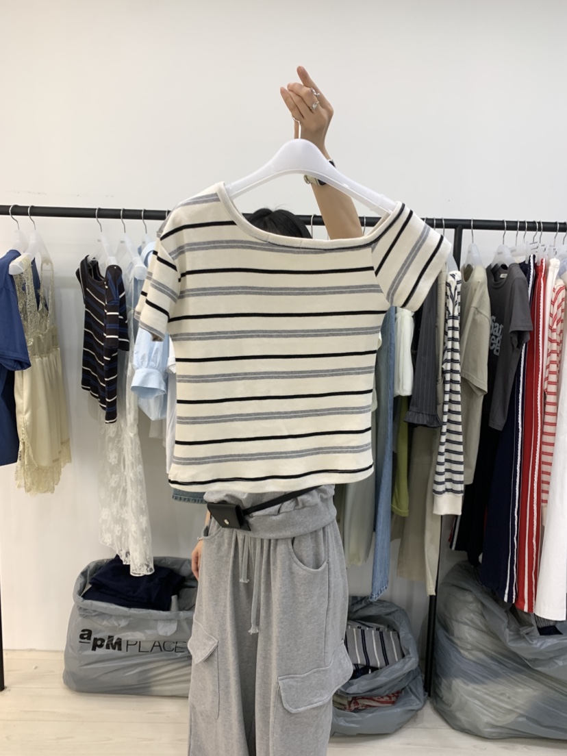 CEDARWOOD韓國東大門直郵女裝新品推薦休閑時尚熱賣26春夏T恤CEDAR WOODT恤