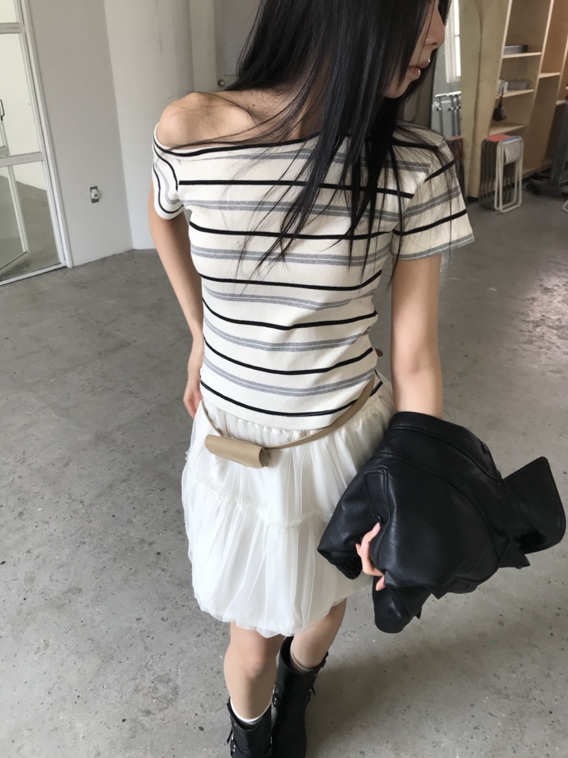 CEDARWOOD韓國東大門直郵女裝新品推薦休閑時尚熱賣26春夏T恤CEDAR WOODT恤圖色2