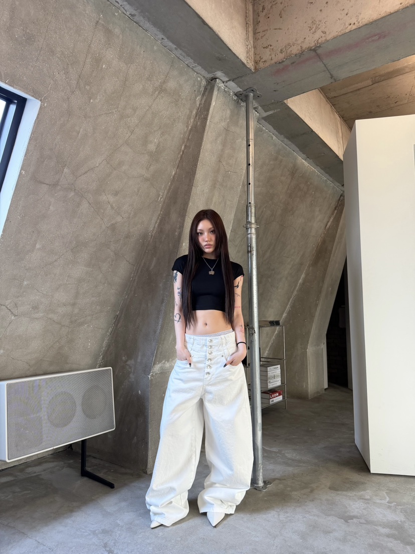 SEEOT韓國直郵實拍女士新品職業人氣推薦時尚26春夏牛仔褲疊穿SEEOT牛仔褲