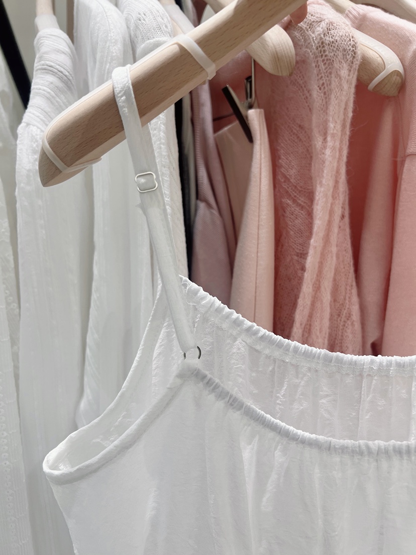 LOVE ROSIE韓國直郵實拍女裝新品時尚26春夏熱賣推薦連衣裙LOVE ROSIE連衣裙