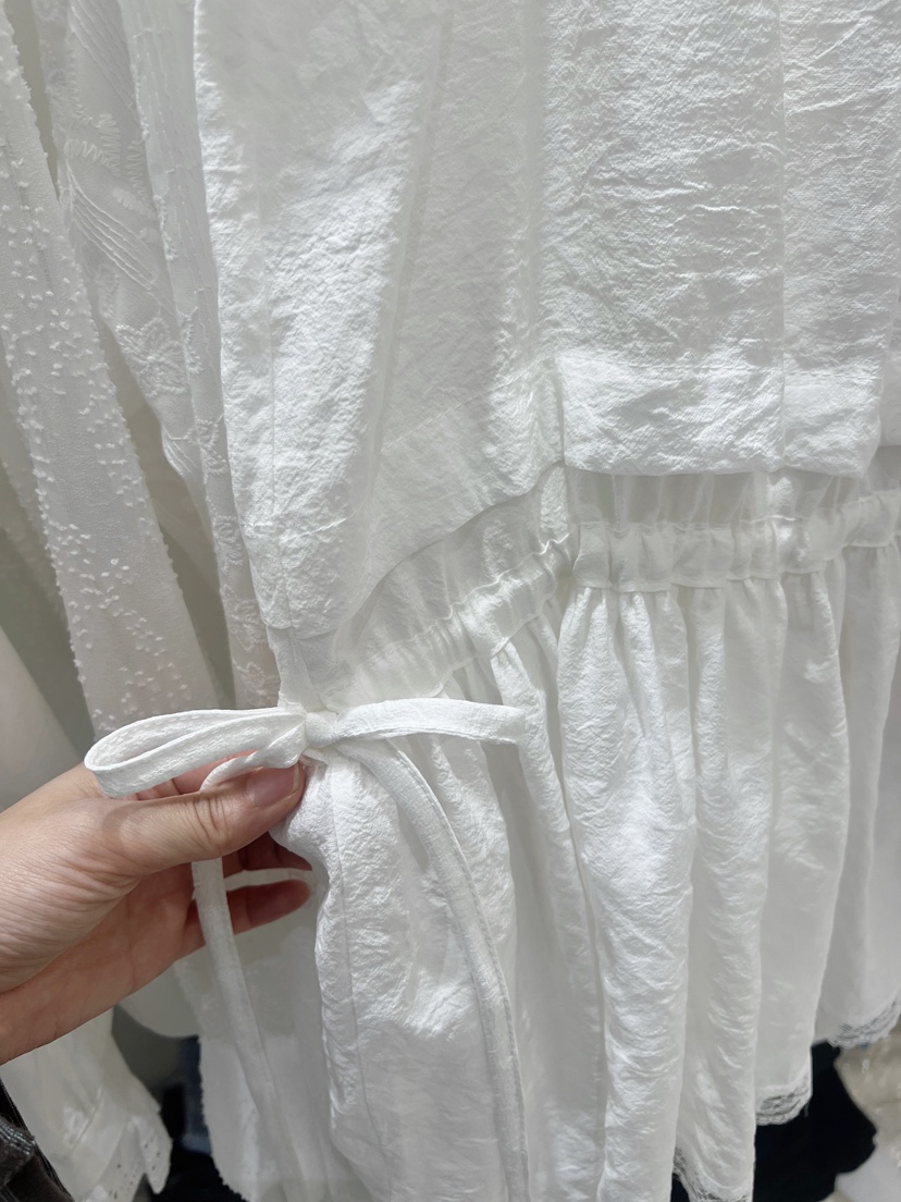 LOVE ROSIE韓國直郵實拍女裝新品時尚26春夏熱賣推薦連衣裙LOVE ROSIE連衣裙