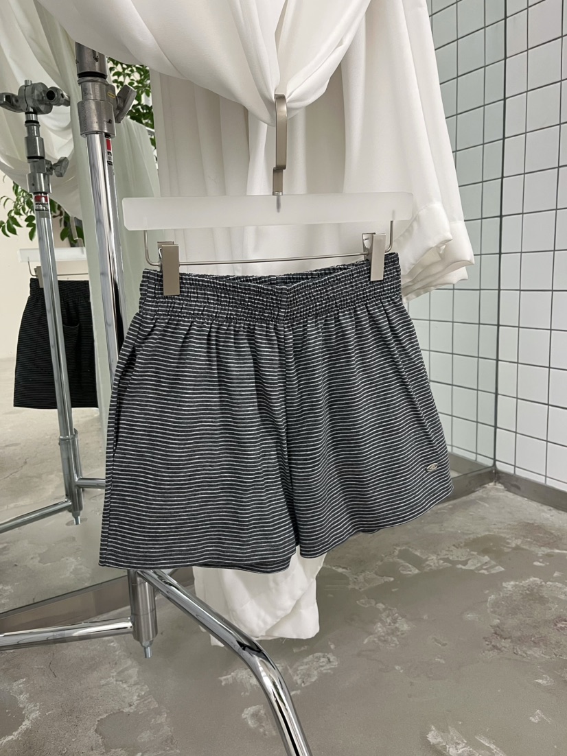 J CRANE-A韓國東大門代購女士新品推薦職業時尚短褲條紋J CRANE短褲圖色2