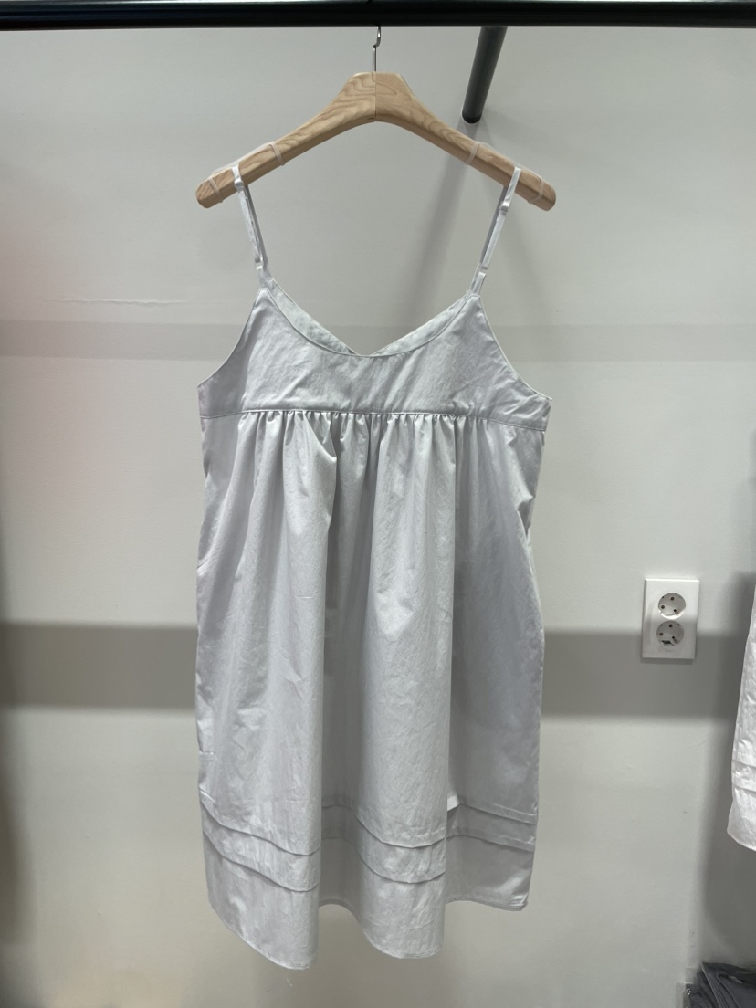 ORMORE韓國直郵女裝新品時尚休閑職業推薦人氣26春夏連衣裙ORMORE連衣裙