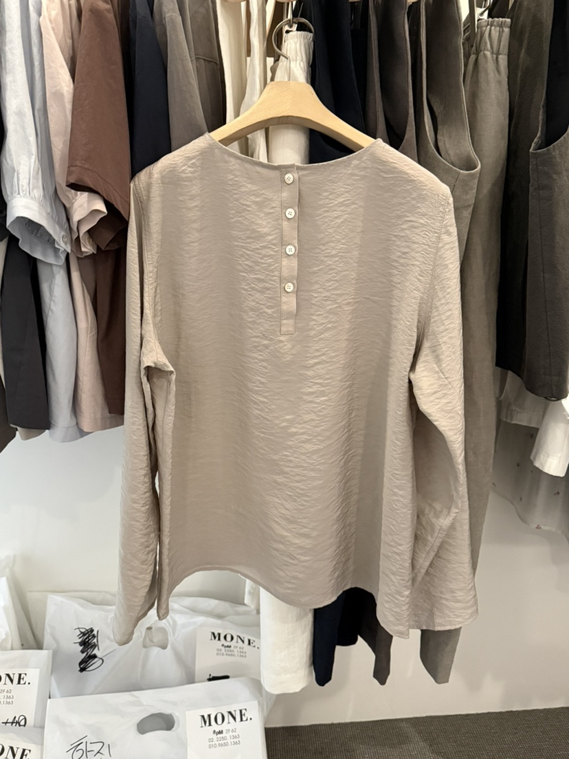 MONE-A韓國直郵女裝新品熱賣26春夏職業時尚人氣襯衫蕾絲衫MONE-A襯衫/蕾絲衫