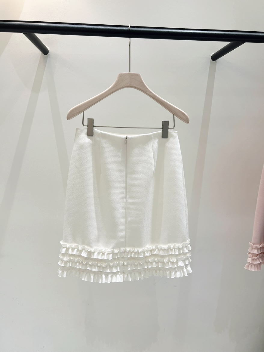 LOVE ROSIE韓國東大門直郵女裝新款休閑時尚26春夏短裙荷葉邊LOVE ROSIE短裙