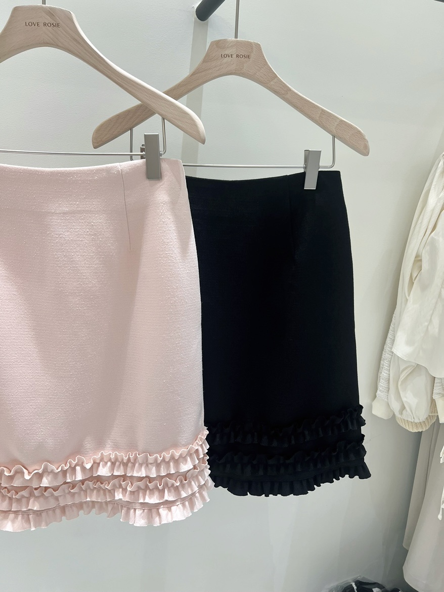 LOVE ROSIE韓國東大門直郵女裝新款休閑時尚26春夏短裙荷葉邊LOVE ROSIE短裙