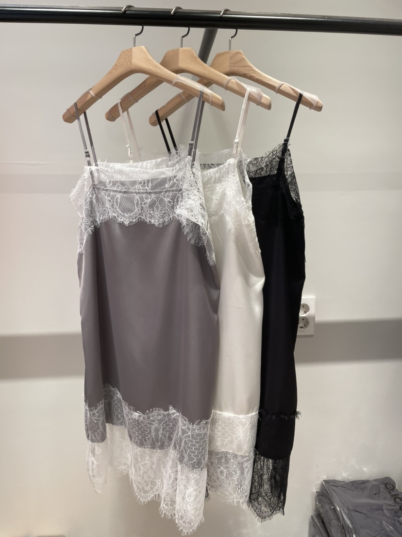 ORMORE韓國東大門直郵女士新款熱賣時尚休閑26春夏連衣裙ORMORE連衣裙