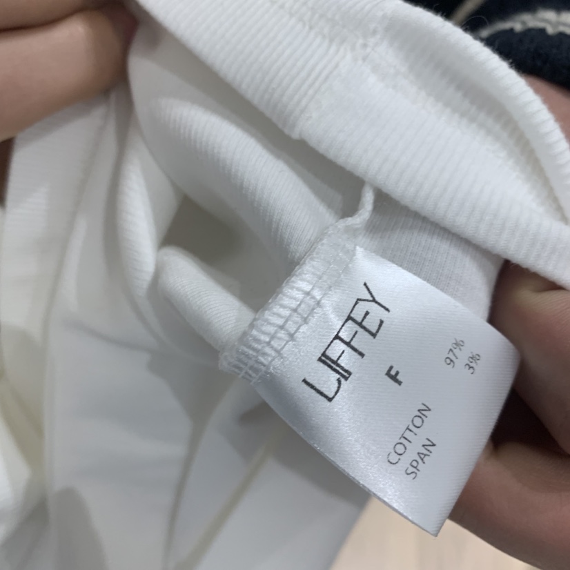 LIFFEY韓國東大門直郵女裝新款職業熱賣推薦時尚吊帶背心LIFFEY吊帶/背心