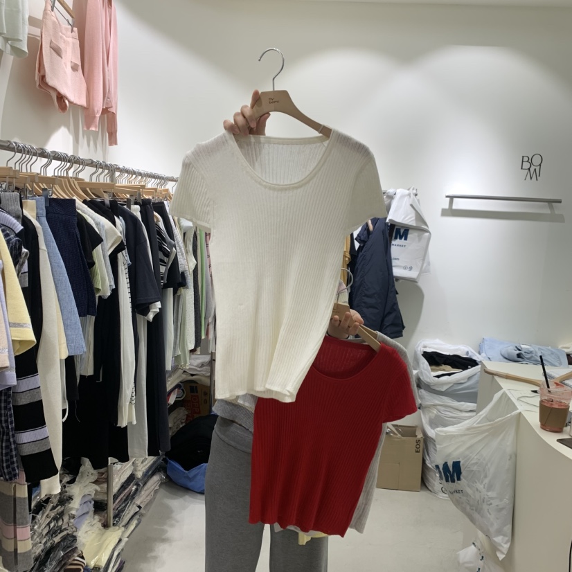 BY BOMI韓國東大門直郵女裝新款推薦人氣熱賣休閑時尚T恤BY BOMIT恤圖色1