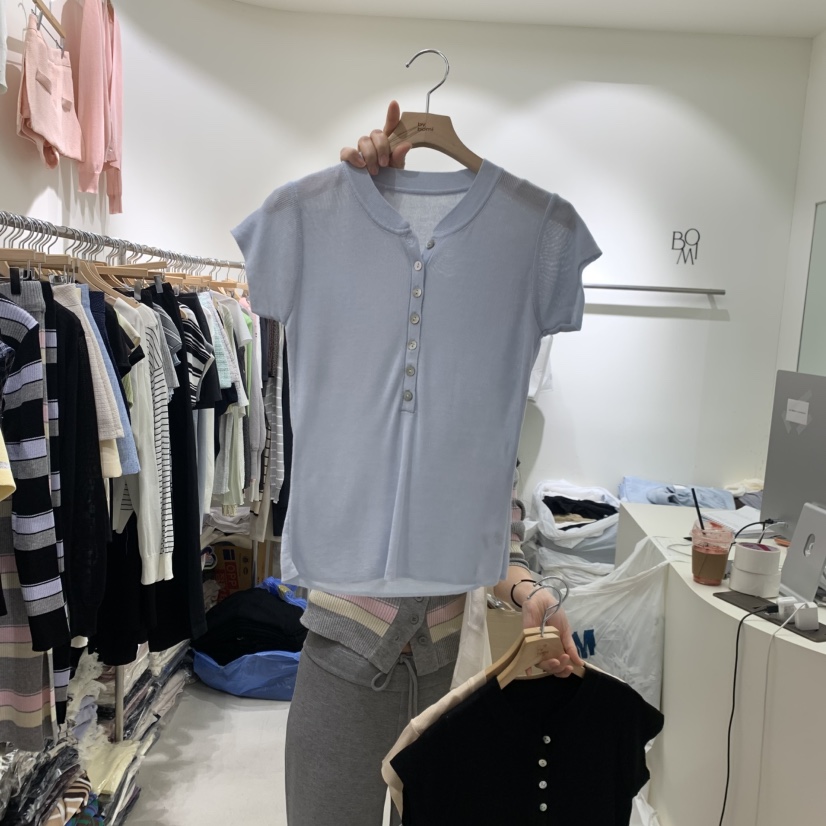 BY BOMI韓國東大門代購女裝新品26春夏職業時尚熱賣T恤紐扣BY BOMIT恤圖色2