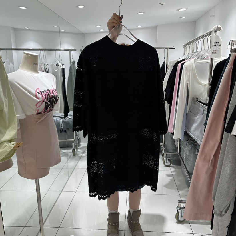 JENNIE韓國東大門代購女裝新品職業推薦26春夏連衣裙蕾絲JENNIE/VENEFIT連衣裙