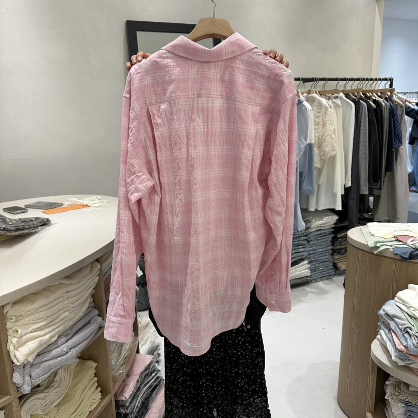 AURA韓國代購女裝新款時尚人氣熱賣推薦職業襯衫蕾絲衫格子Au ra襯衫/蕾絲衫