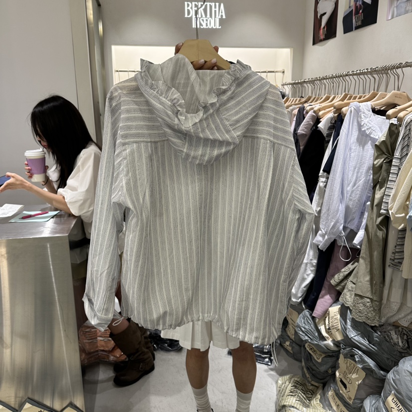 BERTHA韓國東大門直郵女士新品休閑推薦襯衫蕾絲衫連帽衫BERTHA襯衫/蕾絲衫