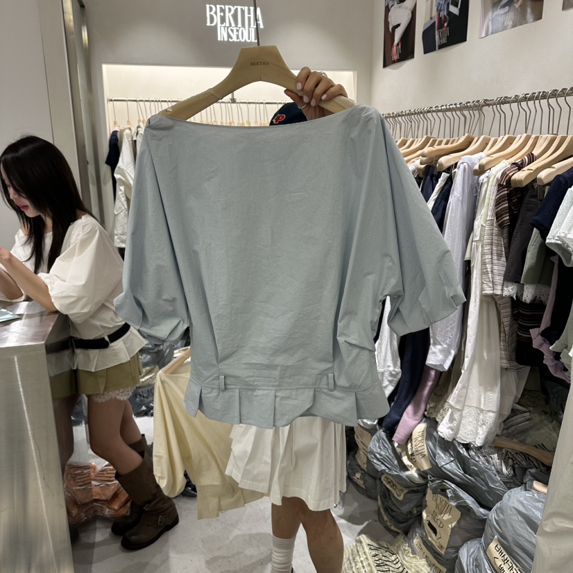 BERTHA韓國直郵實拍女士新品職業推薦襯衫蕾絲衫不含腰帶BERTHA襯衫/蕾絲衫圖色3