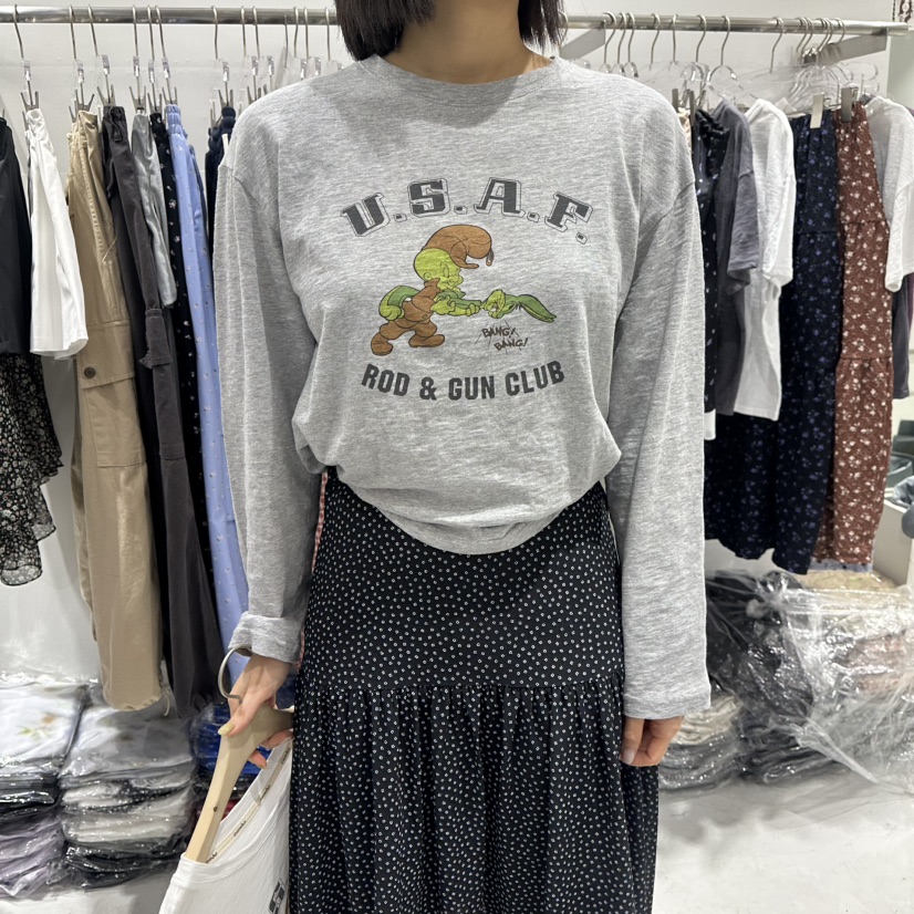 COMBO韓國東大門直郵女裝新品職業人氣休閑26春夏長袖T恤COM_BO長袖T恤圖色2