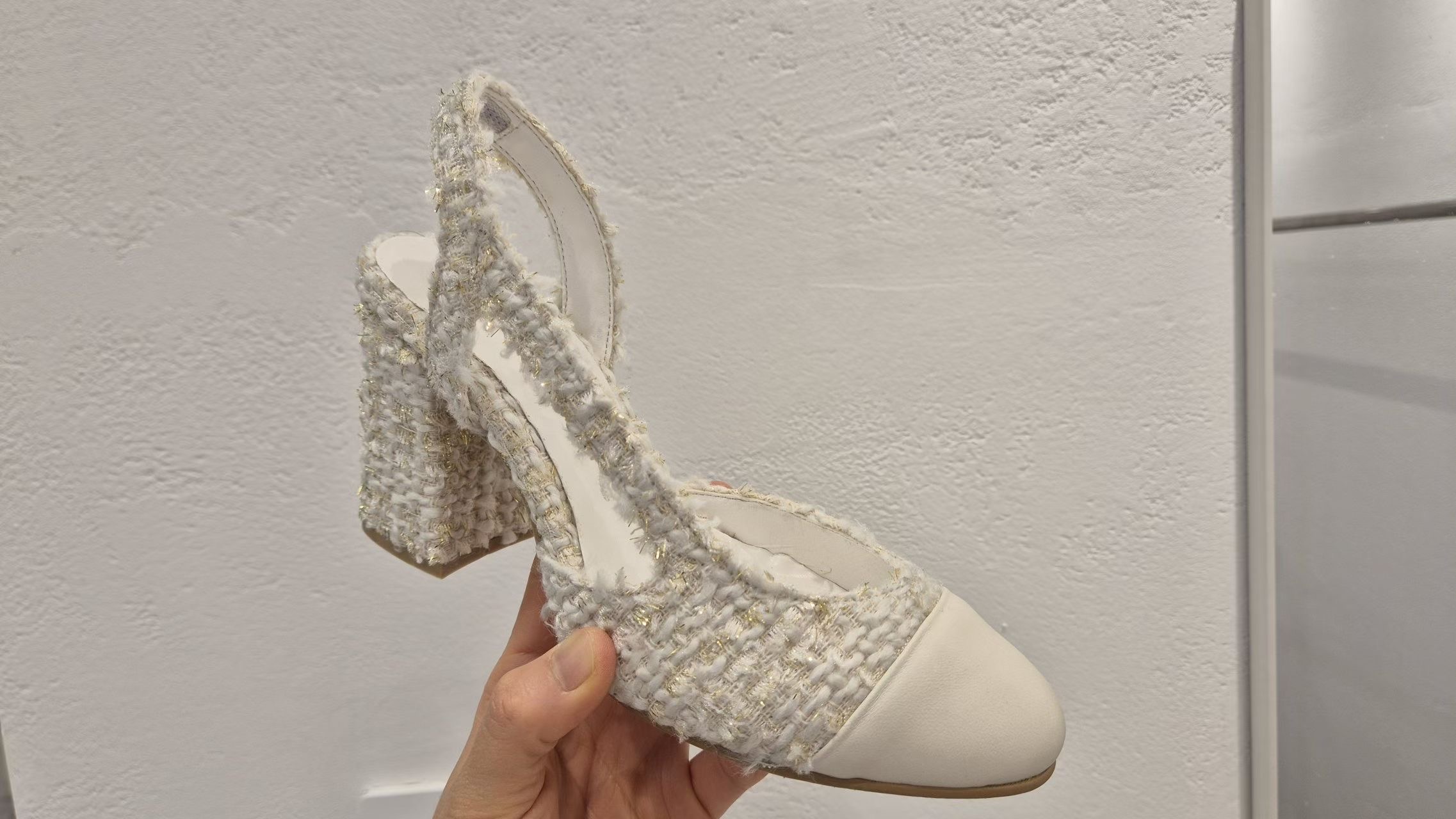 에일린-N東大門代購女裝新品26春夏推薦熱賣時尚涼鞋拖鞋Aileen涼鞋/拖鞋