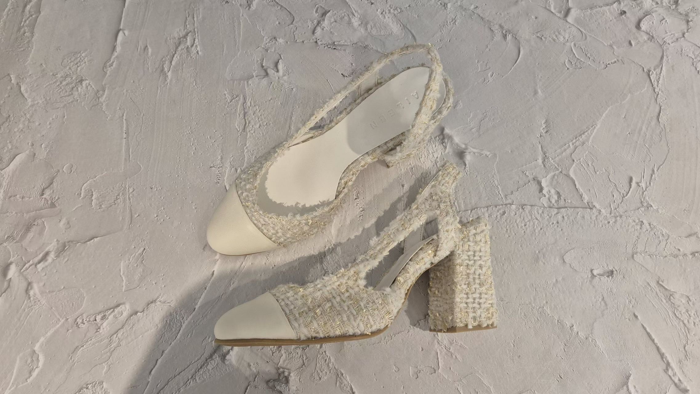 에일린-N東大門代購女裝新品26春夏推薦熱賣時尚涼鞋拖鞋Aileen涼鞋/拖鞋