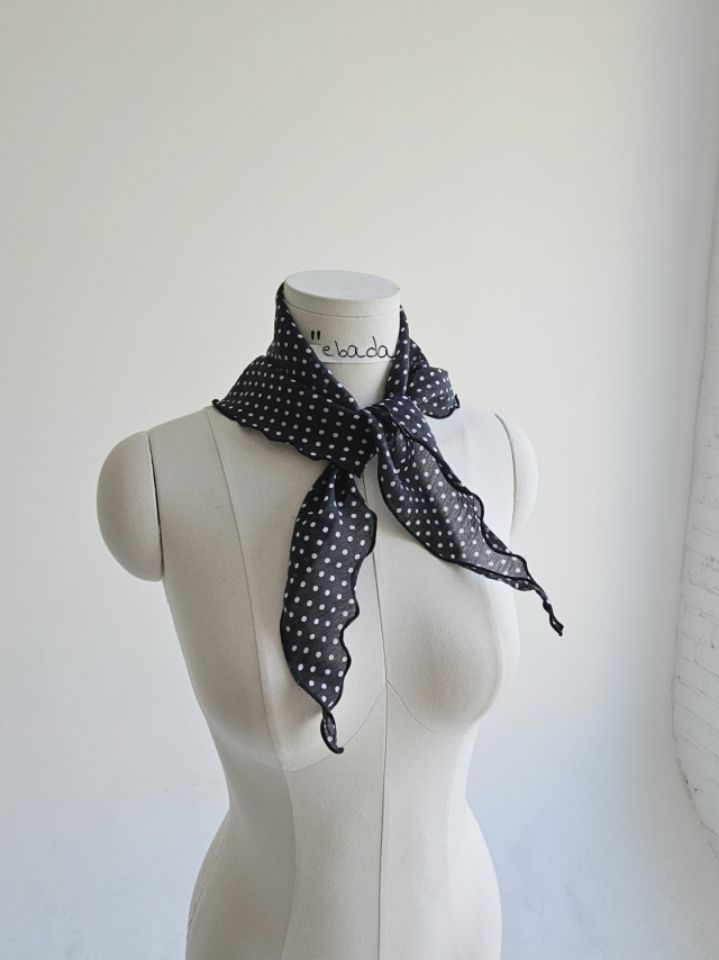 EBADA韓國東大門代購女裝新品人氣職業26春夏熱賣圍巾披肩EBADA圍巾/披肩圖色2