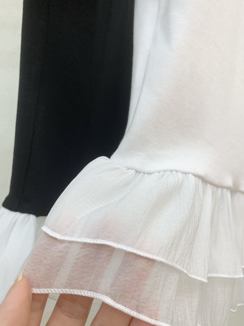 LIGHT AND SALT韓國直郵女裝新品時尚26春夏襯衫蕾絲衫LIGHT AND SALT襯衫/蕾絲衫