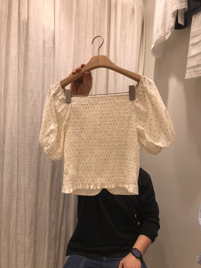 AHOY韓國直郵實拍女士新品人氣26春夏推薦襯衫蕾絲衫褶皺AHOY襯衫/蕾絲衫