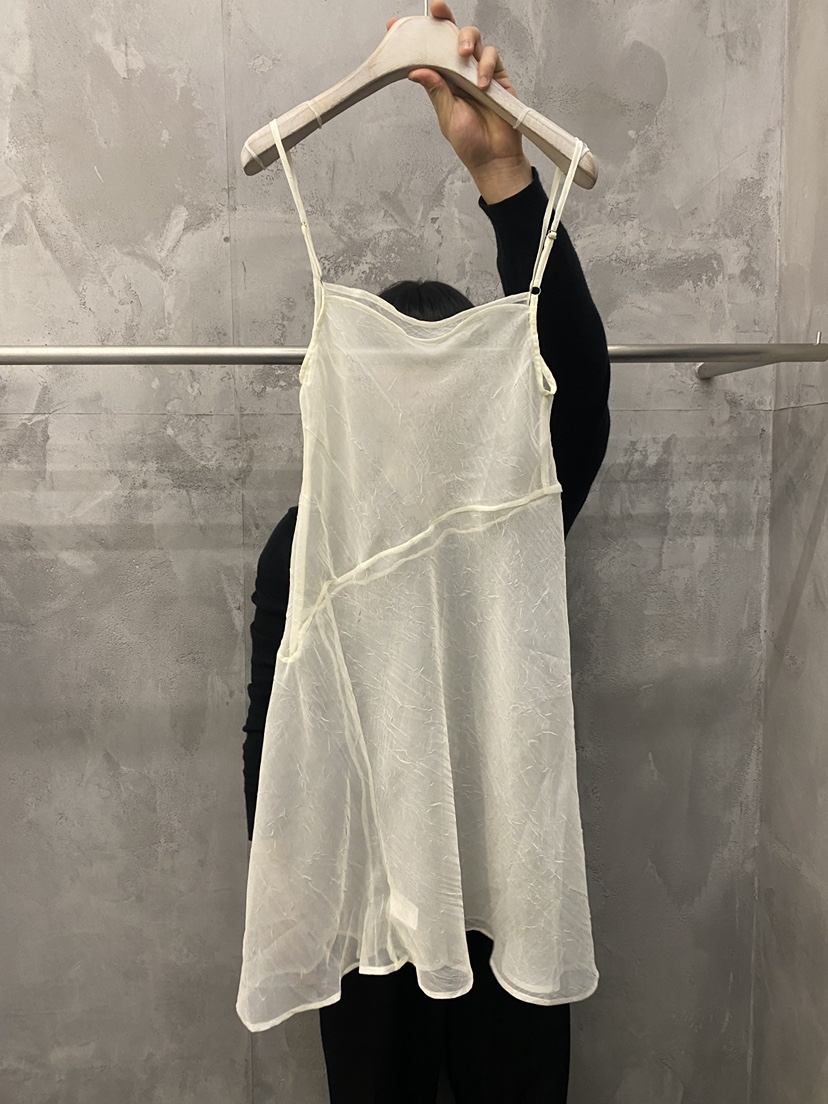 THE VETIVER-A韓國直郵實拍女裝新品熱賣推薦人氣連衣裙VETIVER連衣裙