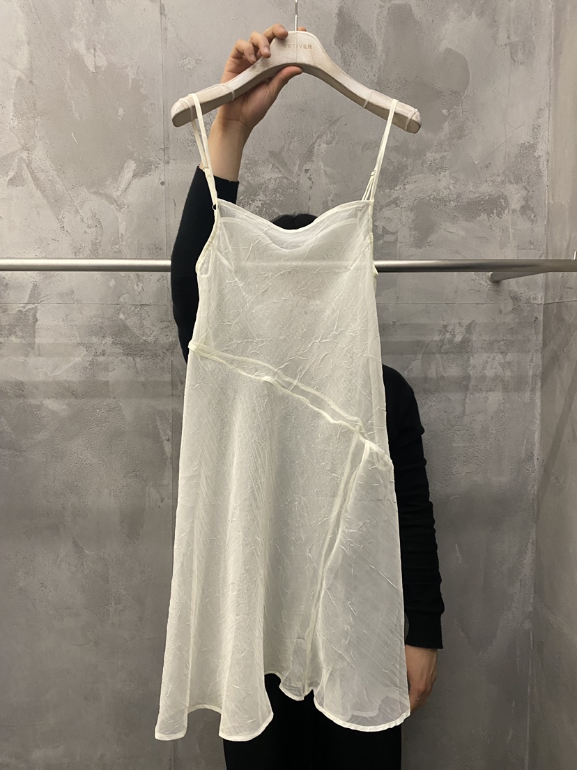 THE VETIVER-A韓國直郵實拍女裝新品熱賣推薦人氣連衣裙VETIVER連衣裙圖色1