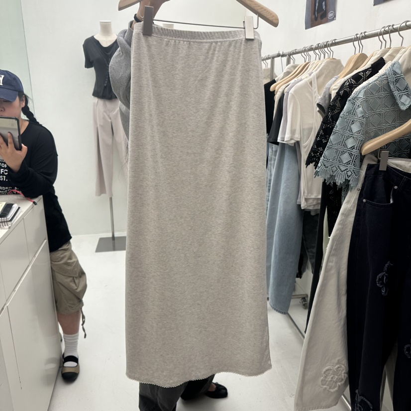 CHAV韓國東大門代購女士新品26春夏熱賣人氣職業推薦長裙CHAV長裙圖色1