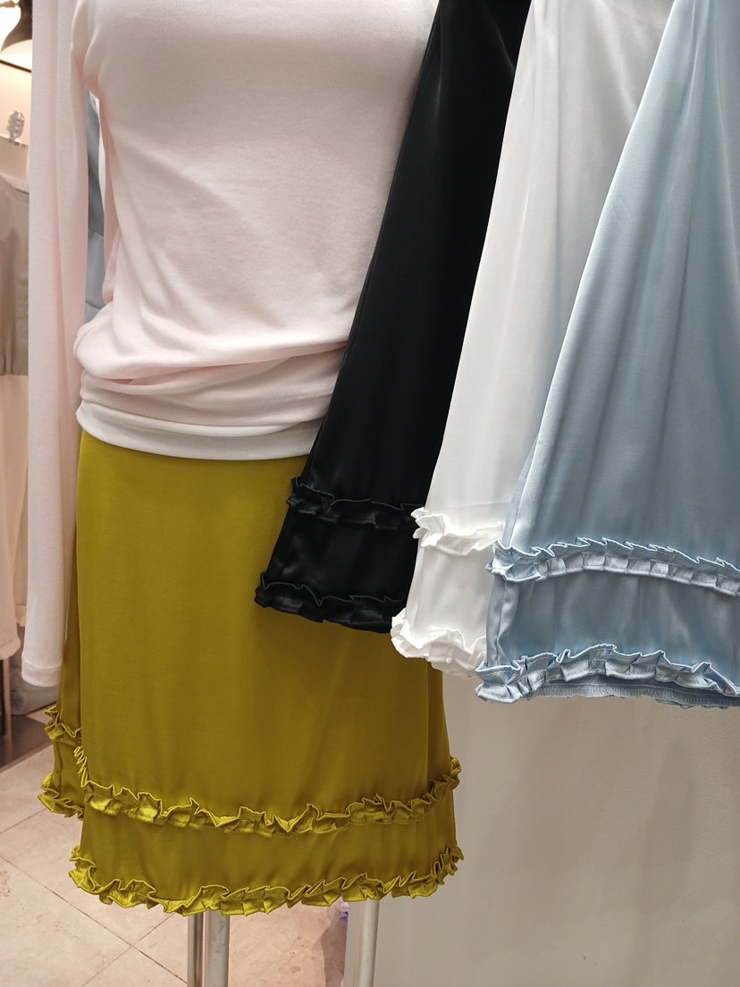 BLOWING韓國直郵實拍女裝新品熱賣時尚推薦休閑半身裙中短裙BLOWING半身裙/中短裙