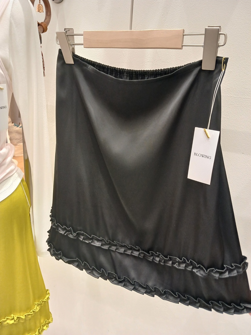 BLOWING韓國直郵實拍女裝新品熱賣時尚推薦休閑半身裙中短裙BLOWING半身裙/中短裙圖色4