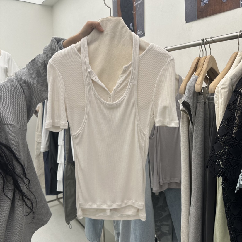 CHAV韓國直郵實拍女士新款休閑26春夏人氣推薦時尚T恤假兩件CHAVT恤圖色1