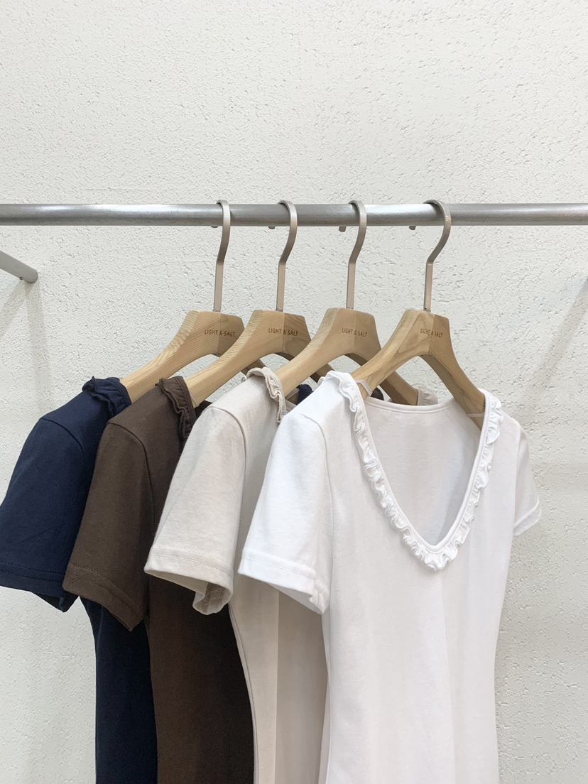 LIGHT AND SALT韓國直郵女士新款時尚人氣熱賣推薦職業T恤LIGHT AND SALTT恤