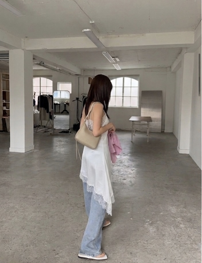 PAIRING韓國東大門直郵女裝新品職業時尚連衣裙不對稱蕾絲PAIRING連衣裙