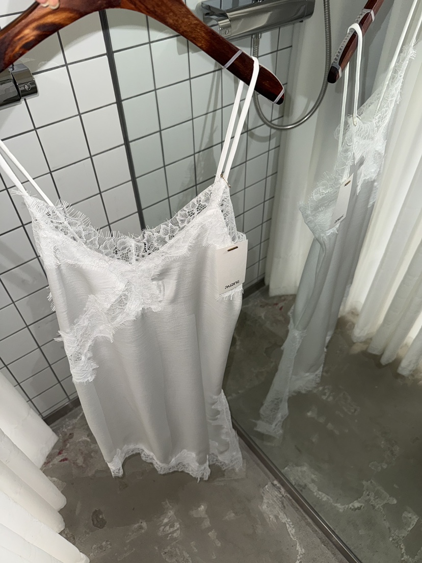 PAIRING韓國東大門直郵女裝新品職業時尚連衣裙不對稱蕾絲PAIRING連衣裙