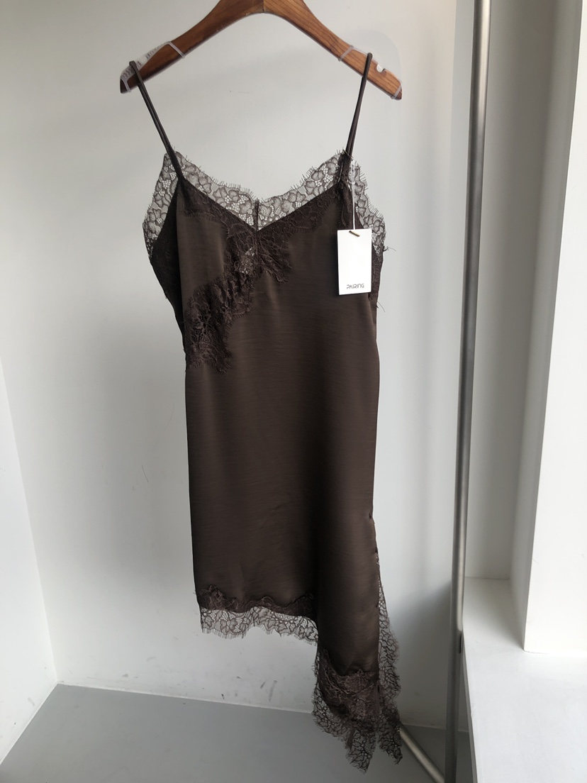 PAIRING韓國東大門直郵女裝新品職業時尚連衣裙不對稱蕾絲PAIRING連衣裙