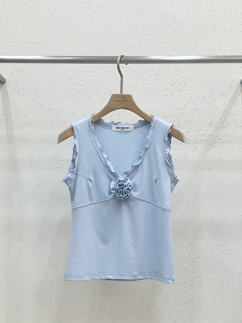 LIGHT AND SALT韓國東大門代購女裝新品26春夏吊帶背心含胸花LIGHT AND SALT吊帶/背心圖色3