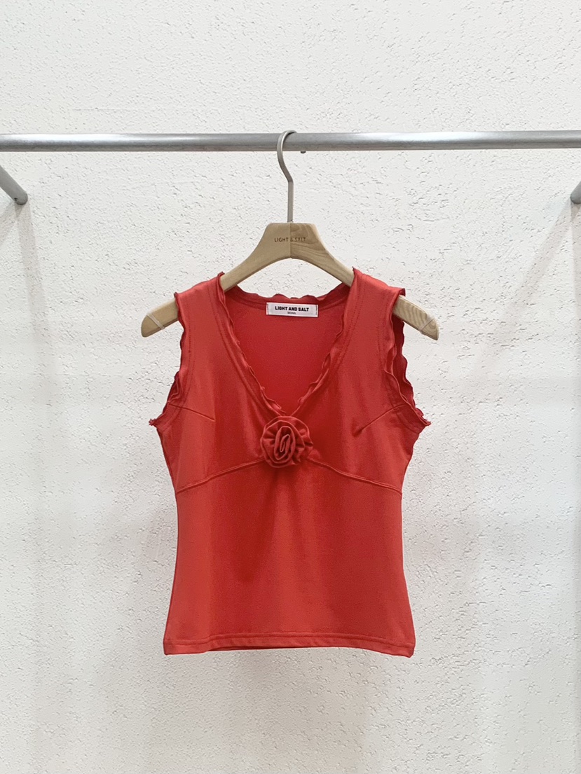 LIGHT AND SALT韓國東大門代購女裝新品26春夏吊帶背心含胸花LIGHT AND SALT吊帶/背心圖色4