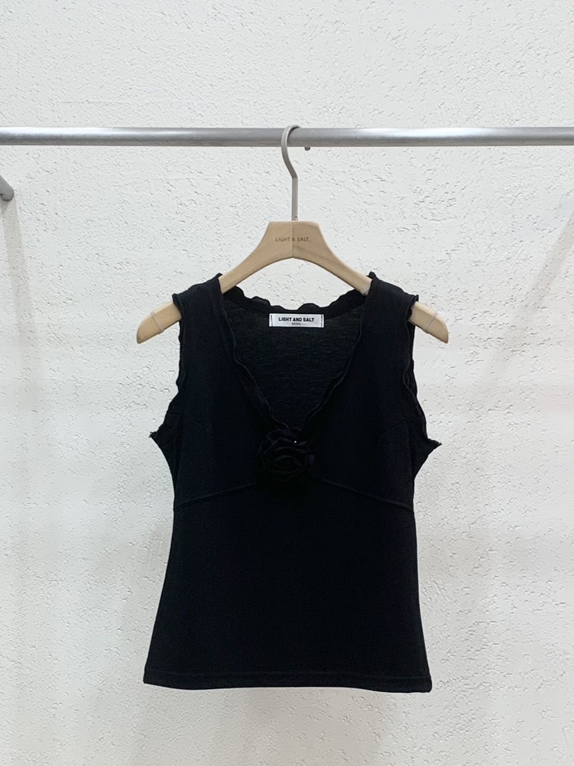 LIGHT AND SALT韓國東大門代購女裝新品26春夏吊帶背心含胸花LIGHT AND SALT吊帶/背心圖色5