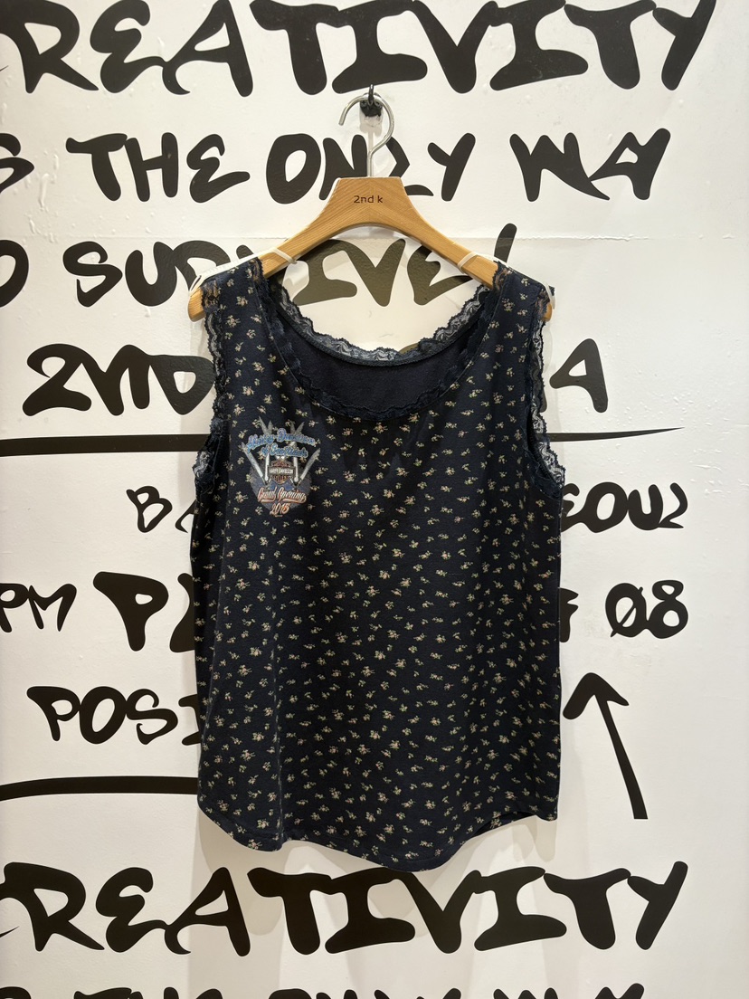 2ND K韓國直郵實拍女裝新款人氣熱賣推薦職業時尚吊帶背心2ND K吊帶/背心圖色4深藍色花