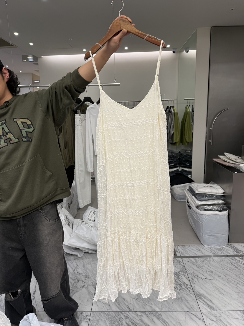 PAIRING韓國東大門直郵女裝新款休閑熱賣人氣時尚連衣裙蕾絲PAIRING連衣裙圖色2奶油色