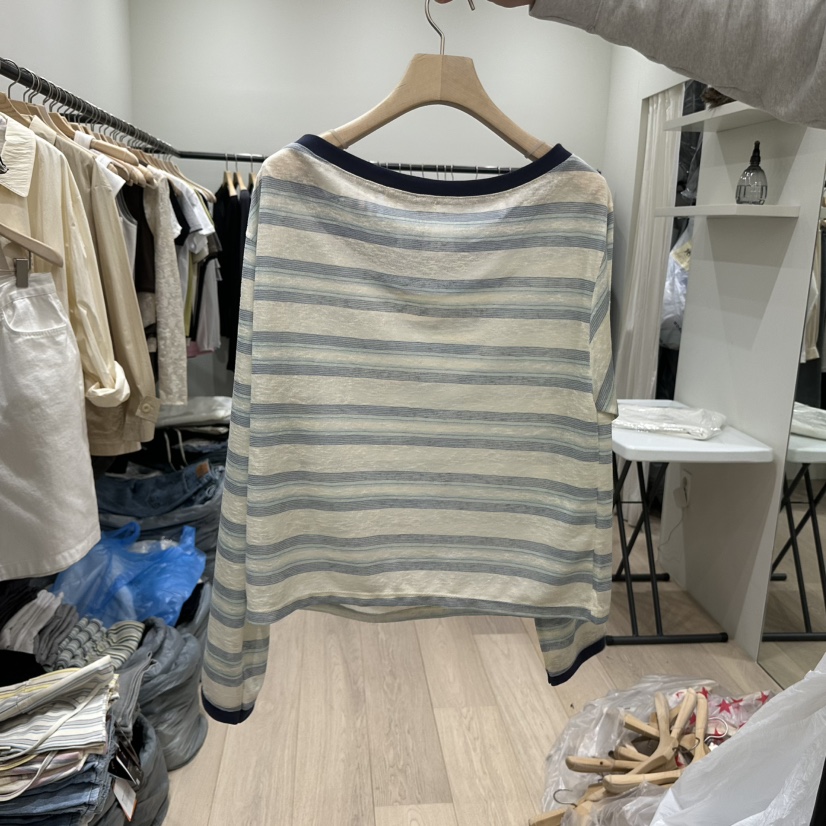 NOTTINGHAM/AVECNOUS/MODEST韓國東大門直郵女裝新品休閑長袖T恤露肩寬松NOTTINGHAM/AVECNOUS/MODEST長袖T恤