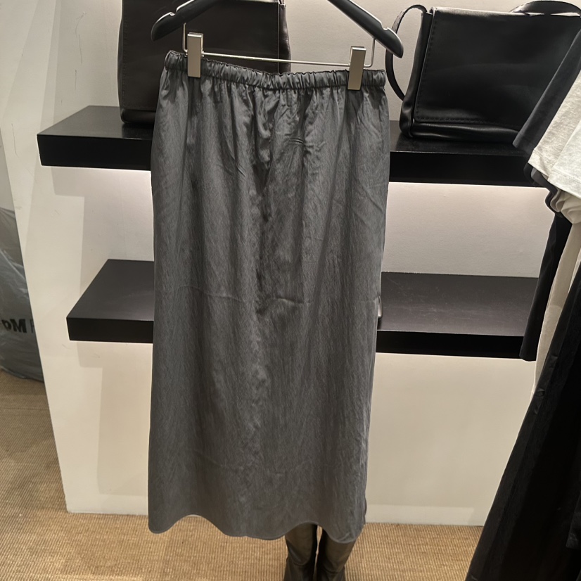 FEBRUARY 11韓國代購女士新品26春夏人氣休閑熱賣時尚長裙FEBRUARY 11長裙