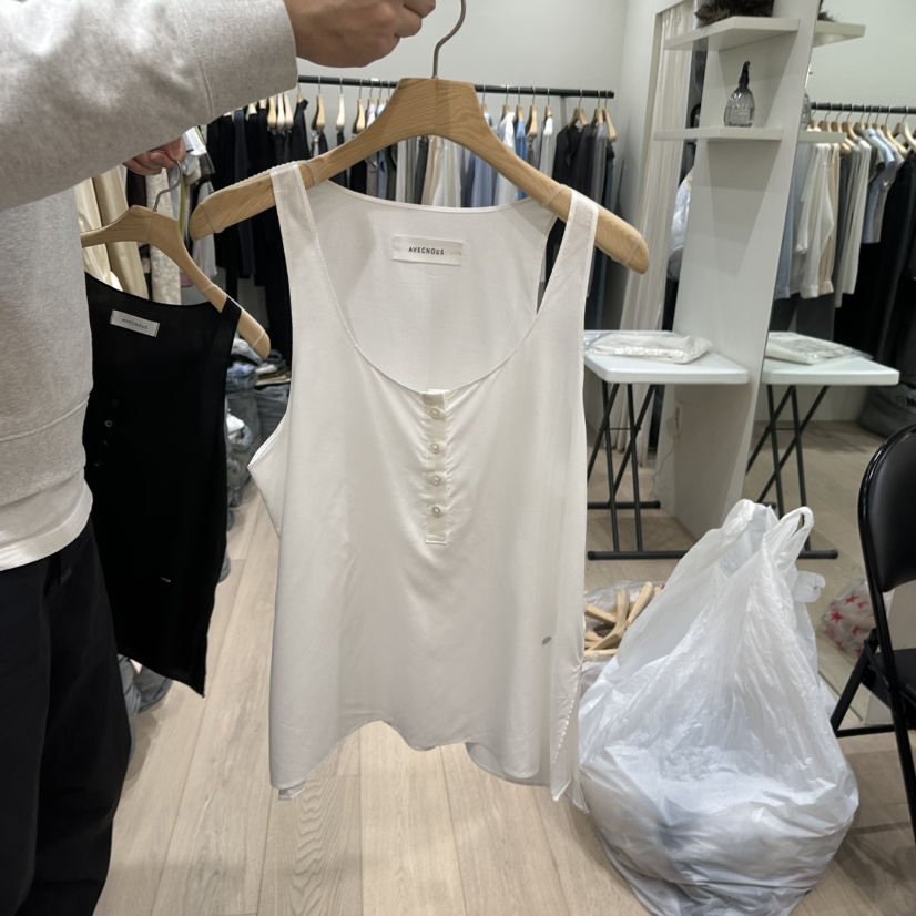 NOTTINGHAM/AVECNOUS/MODEST韓國直郵女裝新品人氣吊帶背心不含項鏈天絲NOTTINGHAM/AVECNOUS/MODEST吊帶/背心圖色2白色