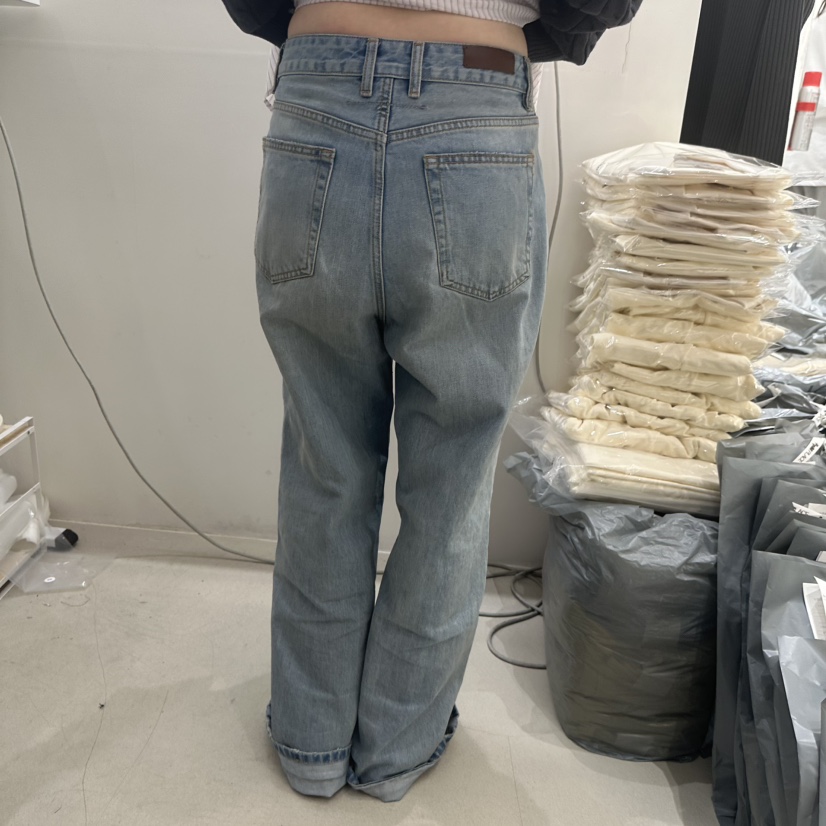 CONNAUGHT/DAILYJUD韓國東大門直郵女士新款推薦牛仔褲喇叭CONNAUGHT/DAILYJUD牛仔褲