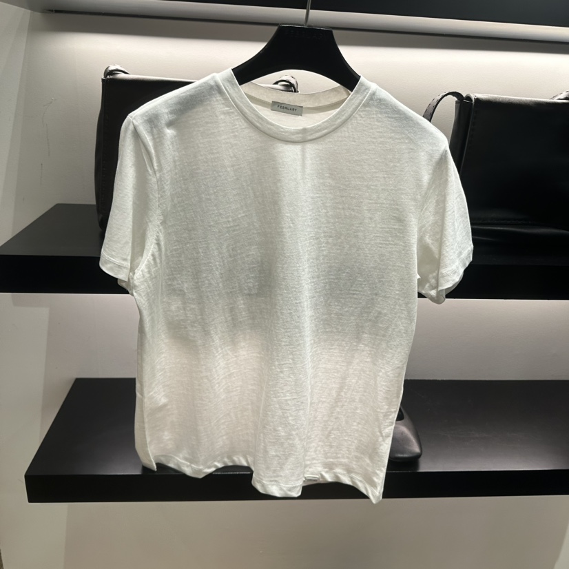 FEBRUARY 11韓國直郵實拍女士新款時尚人氣熱賣26春夏T恤FEBRUARY 11T恤圖色1