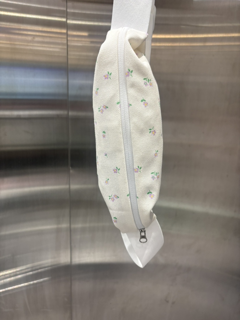 PLATFORM-L韓國東大門直郵女裝新款熱賣人氣單肩斜跨包花朵PLATFORM單肩/斜跨包