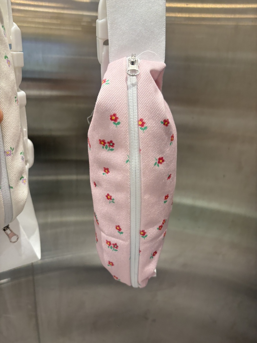 PLATFORM-L韓國東大門直郵女裝新款熱賣人氣單肩斜跨包花朵PLATFORM單肩/斜跨包圖色2