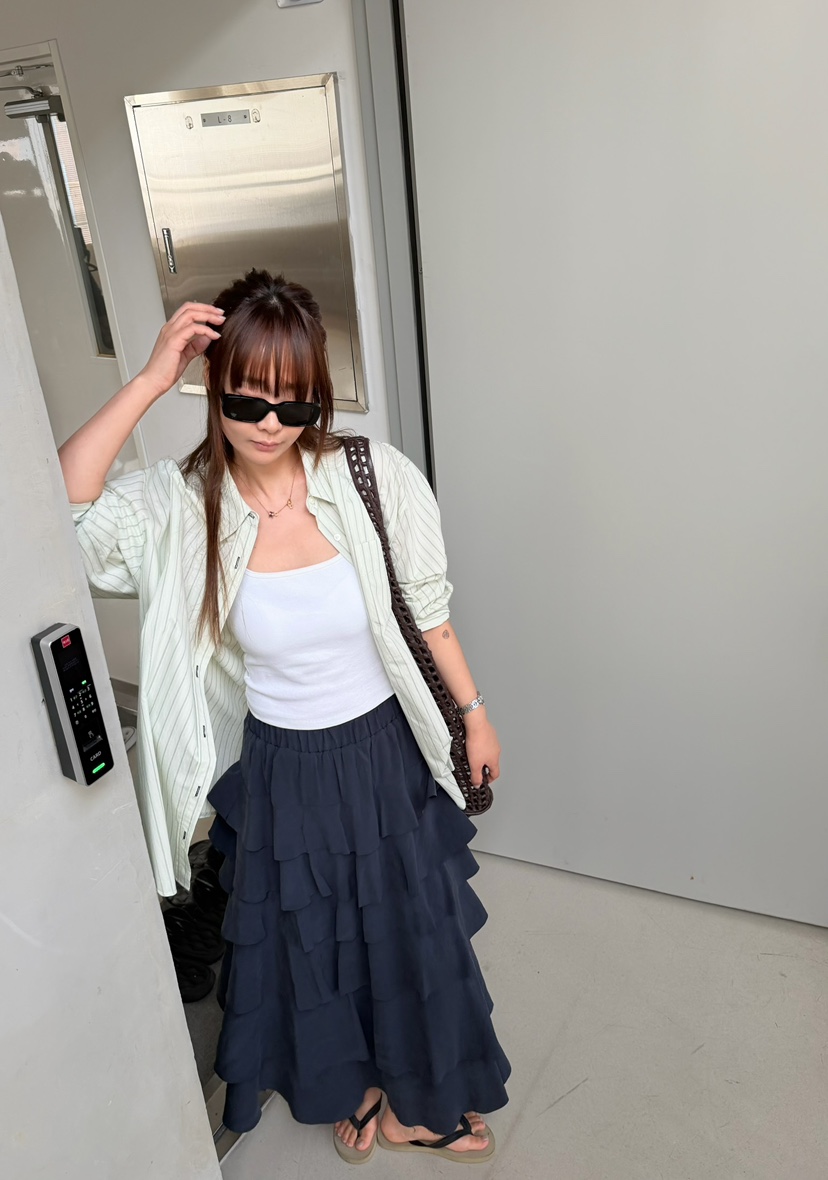 OLI SEOUL韓國東大門代購女裝新款時尚職業熱賣襯衫蕾絲衫OLI SEOUL襯衫/蕾絲衫