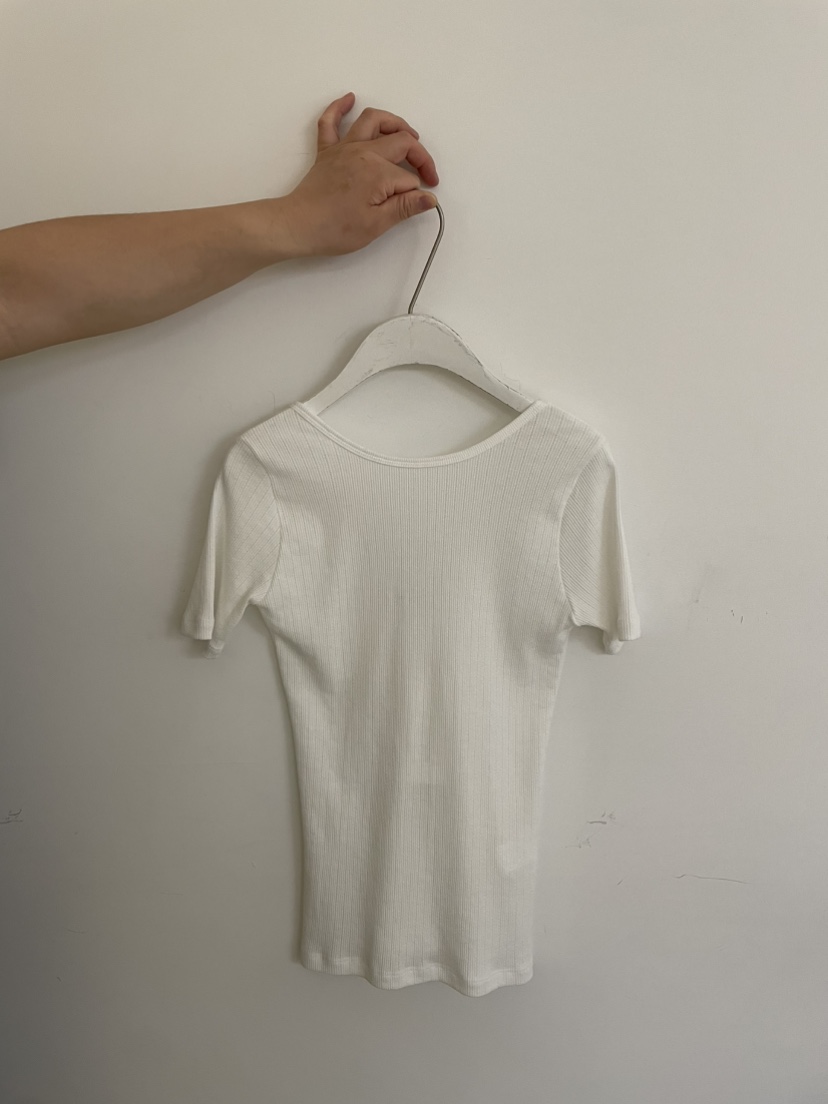 JEONG GAM STUDIOS韓國東大門代購女士新款時尚推薦T恤U領JEONG GAM STUDIOST恤圖色2