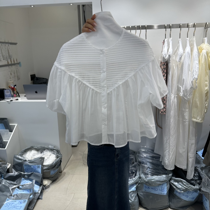 RICH SISTER韓國東大門代購女裝新品時尚襯衫蕾絲衫褶皺RICH SISTER襯衫/蕾絲衫圖色1