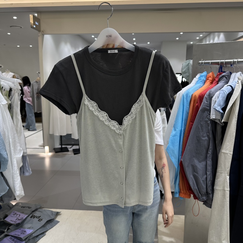 BENE韓國直郵實拍女裝新品熱賣推薦休閑時尚26春夏職業T恤BENET恤圖色1